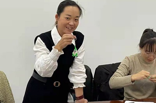 好好學(xué)、好好做，就會(huì)有收獲！ --- ---記手工之家各級(jí)代理技術(shù)培訓(xùn)優(yōu)秀學(xué)員申女士