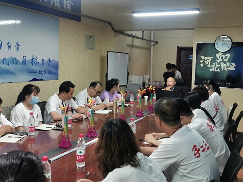 負(fù)責(zé)任，就是好好做珠繡手工事業(yè)--- --- 記手工之家優(yōu)秀代理加工補貼政策之優(yōu)秀代理楊女士