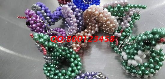 12月2日，想在家做手工活掙錢(qián)，想選擇手工之家的勵(lì)志珠珠繡，材料方面的政策很完善，可以放心選擇，圖為勵(lì)志珠珠繡串珠產(chǎn)品實(shí)拍(圖5)