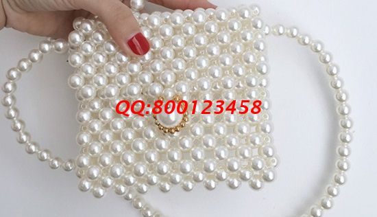 1月23日，在家做手工活掙錢(qián)，拿回家做的手工活，越來(lái)越多人選擇手工之家的外發(fā)手工活加工項(xiàng)目，圖為勵(lì)志珠珠繡串珠成品實(shí)拍