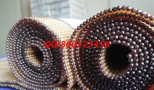 1月29日，想接正規(guī)廠家的手工活，把手工活拿回家做，大家對(duì)手工之家的珠繡串珠材料、產(chǎn)品、服務(wù)都滿意，圖為勵(lì)志珠珠繡成品細(xì)節(jié)實(shí)拍