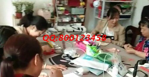 1月30日，正規(guī)手工活在家賺錢，可以寄到家做的手工活，選十多年的手工企業(yè)手工之家的珠繡串珠外發(fā)手工活，圖為各地加工人員工作室剪影