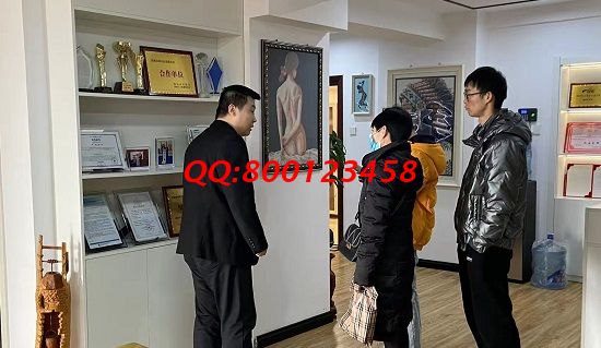 2月9日，手工活拿回家做，手工活兼職，手工之家的珠繡串珠是在家做手工活掙錢的好項(xiàng)目，圖為加工客戶現(xiàn)場實(shí)地考察合作剪影
