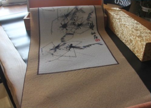 4月1日，手工活在家兼職也能干，這個拿回家做的手工活的珠繡產(chǎn)品怎么用？圖為勵志珠珠繡串珠手工（一款）成品外包裝剪影