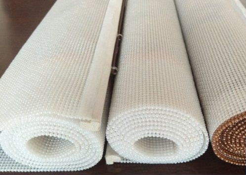 6月24日，農(nóng)村手工活外發(fā)加工，簡單好做的串珠手工活兼職，對于這個(gè)人群來說，手工之家的手工活可以個(gè)人做，也適合組織人一起做，圖為勵(lì)志珠珠繡手工產(chǎn)品細(xì)節(jié)剪影