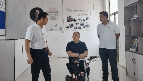 珠繡手工落地生根，讓農(nóng)民能多一份收入(圖1)