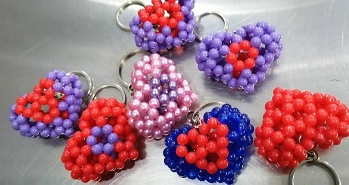 真值得，花閑暇時間在家做串珠外接手工活常年都有收入(圖1)