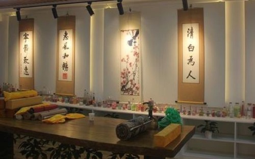 8月26日，手工外包發(fā)布平臺，拿回家做的手工活，手工之家的珠繡串珠外發(fā)手工活是大家喜歡的就業(yè)創(chuàng)業(yè)好項(xiàng)目，圖為勵(lì)志珠珠繡手工產(chǎn)品剪影
