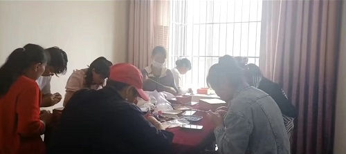 腳踏實(shí)地，每一步都有印記 --- --- 記手工之家優(yōu)秀合作伙伴云南楊女士