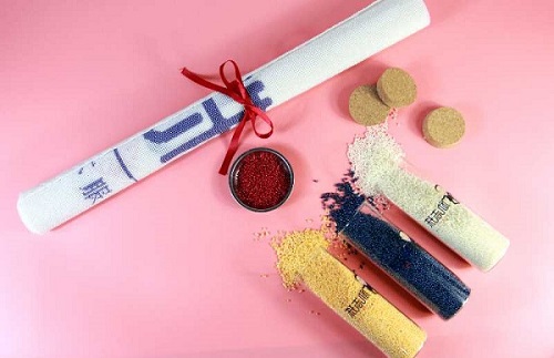 用責(zé)任和愛心，幫更多的人居家手工掙錢 --- --- 記手工之家優(yōu)秀合作伙伴云南楊女士