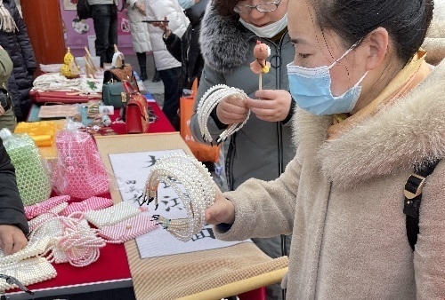 春暉萬物長，巧手迎兔年--- ---手工之家祝大家兔年大吉