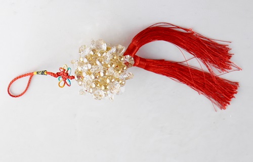 4月6日，想接正規(guī)廠家的手工項(xiàng)目，在家做手工副業(yè)靈活就業(yè)，在手工之家，純手工項(xiàng)目更適合什么人？圖為勵(lì)志珠珠繡串珠手工產(chǎn)品剪影