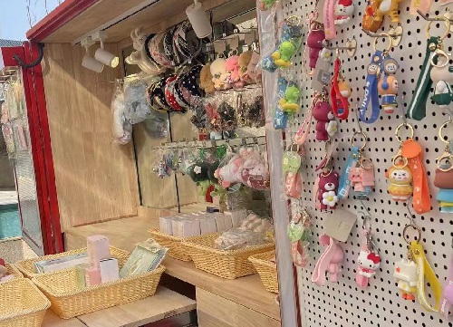 很多人會問，手工之家的移動潮品店都對什么人開放合作？