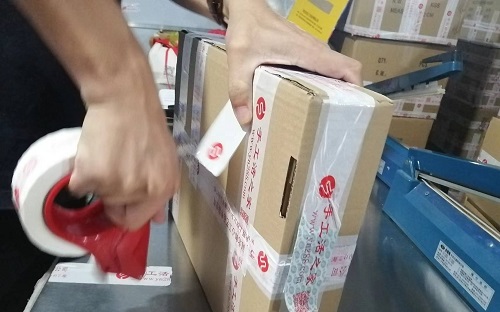 手工活外發(fā)加工正規(guī)廠家直接發(fā)貨，手工之家發(fā)送的材料每次一樣嗎？