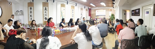 飾品加工廠+移動潮品店，讓大家一起做手工掙錢 ------ 記石家莊項目考察團隊到手工之家考察合作