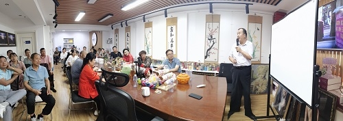 飾品加工廠+移動潮品店，讓大家一起做手工掙錢 ------ 記石家莊項目考察團隊到手工之家考察合作