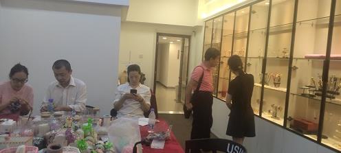 看好手工產(chǎn)品銷(xiāo)售，只為“你”而來(lái) ------ 雄安翟先生專(zhuān)程來(lái)手工之家考察合作移動(dòng)潮品店
