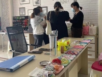 不賣關(guān)子，今天直接告訴你，手工之家到底如何幫你實(shí)現(xiàn)在家串珠子比上班多賺十倍的錢（付費(fèi)內(nèi)容，文章隨時(shí)下架）