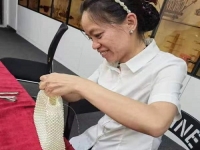 在家做手工活，既是一項(xiàng)兼職收入，也是一份美麗事業(yè)