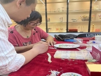 山東69歲崔大媽來手工之家考察學(xué)習(xí)合作，為什么做的比很多人都要強