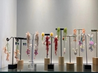 手工活外發(fā)加工正規(guī)廠家直接發(fā)貨，串珠純手工項(xiàng)目投資少、收入好