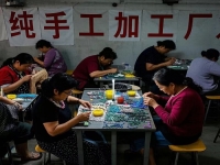 拿貨回家做，微創(chuàng)業(yè)在家開手工加工廠，比外出打工“好”在哪里