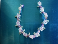 3月21日，寶媽手工兼職創(chuàng)業(yè)，正規(guī)手工接單平臺(tái)，小成本創(chuàng)業(yè)開手工加工廠，在手工之家，合作越久越掙錢，圖為串珠米珠繡純手工產(chǎn)品剪影