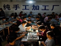 在家不再焦慮，小成本創(chuàng)業(yè)開手工加工廠，4 點(diǎn)讓人穩(wěn)定可靠發(fā)展，踏實(shí)掙錢
