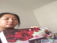 北京昌平李女士在家做兼職手工串珠繡，掙錢持家兩不誤