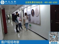 5月8日，正規(guī)手工活外發(fā)加工項目，手工活代理加工項目，就選勵志珠珠繡，手工之家接待考察合作加工客戶剪影