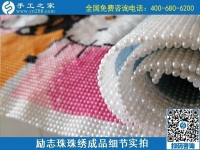 “八月桂花香，悠悠串珠情”：我與勵(lì)志珠繡的故事