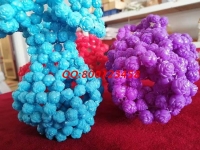5月3日，拿回家做的手工活要找長期穩(wěn)定的，一直供料的手工活加工項目非遺手工珠繡是大家共同的選擇，圖為勵志珠珠繡串珠純手工成品實拍