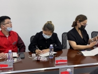 10月5日，想接正規(guī)廠家的手工活，手工活代加工項目，大家選擇這個可信可靠的珠繡手工，圖為手工之家第五期優(yōu)秀繡娘培訓(xùn)會剪影