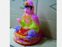 漂亮的串珠工藝品，純手工制作可以拿回家做