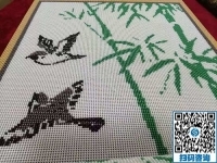 在家做非遺勵(lì)志珠珠繡手工活常年足不出戶把錢(qián)賺，真幸福！